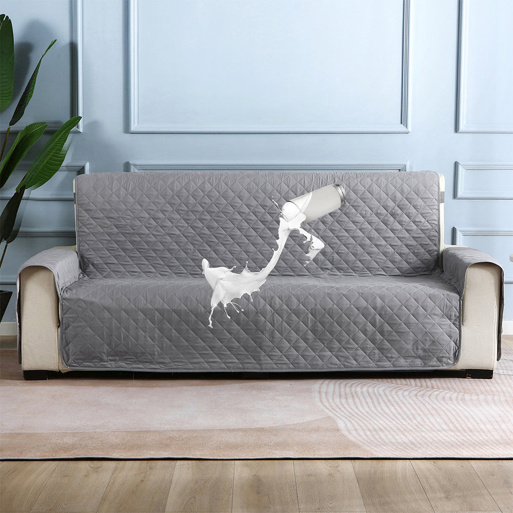In order to reduce the occurrence of accidents in life, equipped with a Waterproof Sofa Slipcove is a good idea,