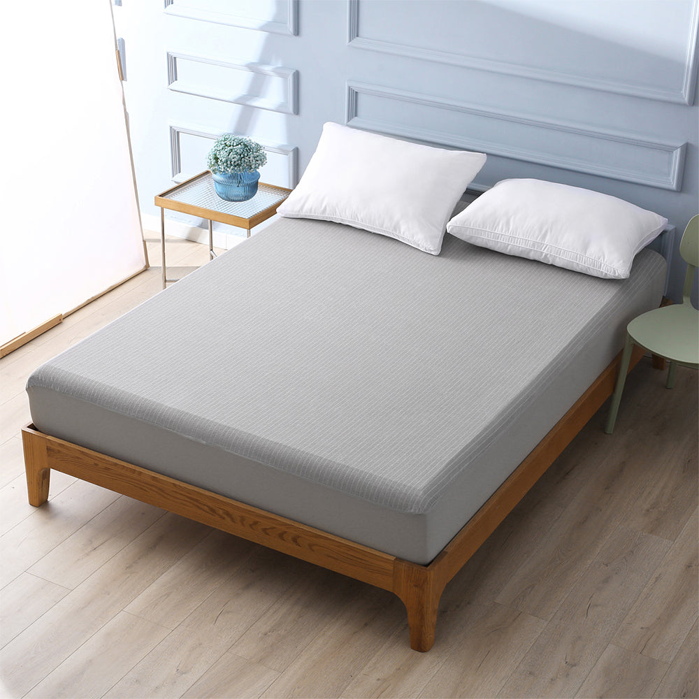 Waterproof mattress firm mattress sheet Easy to install, easy to clean, easy to store