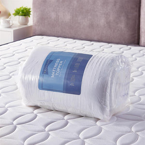 Down Alternative mattress topper.Comfortable and soft and breathable. Luxurious bedding.